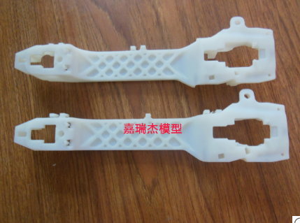 快速成型技術(shù)的基本原理及特點